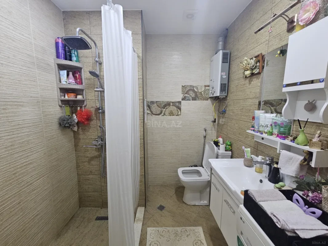 Satılır 5 otaqlı mənzil 120 m²