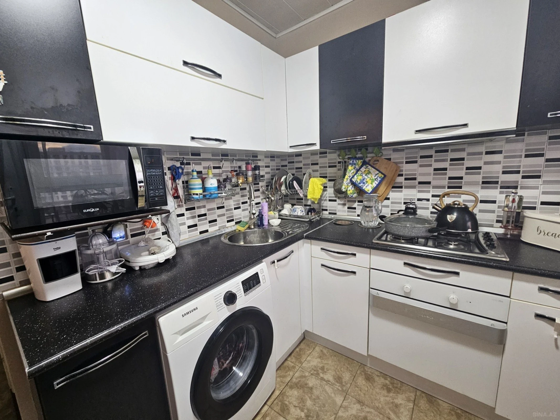 Satılır 5 otaqlı mənzil 120 m²