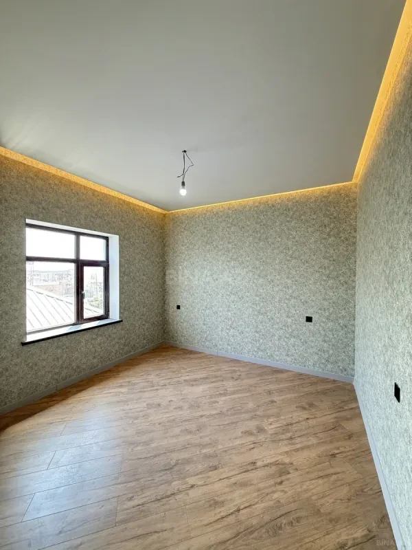 Satılır 4 otaqlı həyət evi 160 m²