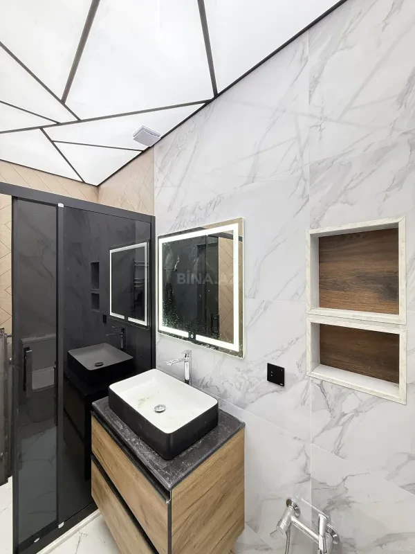 Satılır 4 otaqlı həyət evi 160 m²