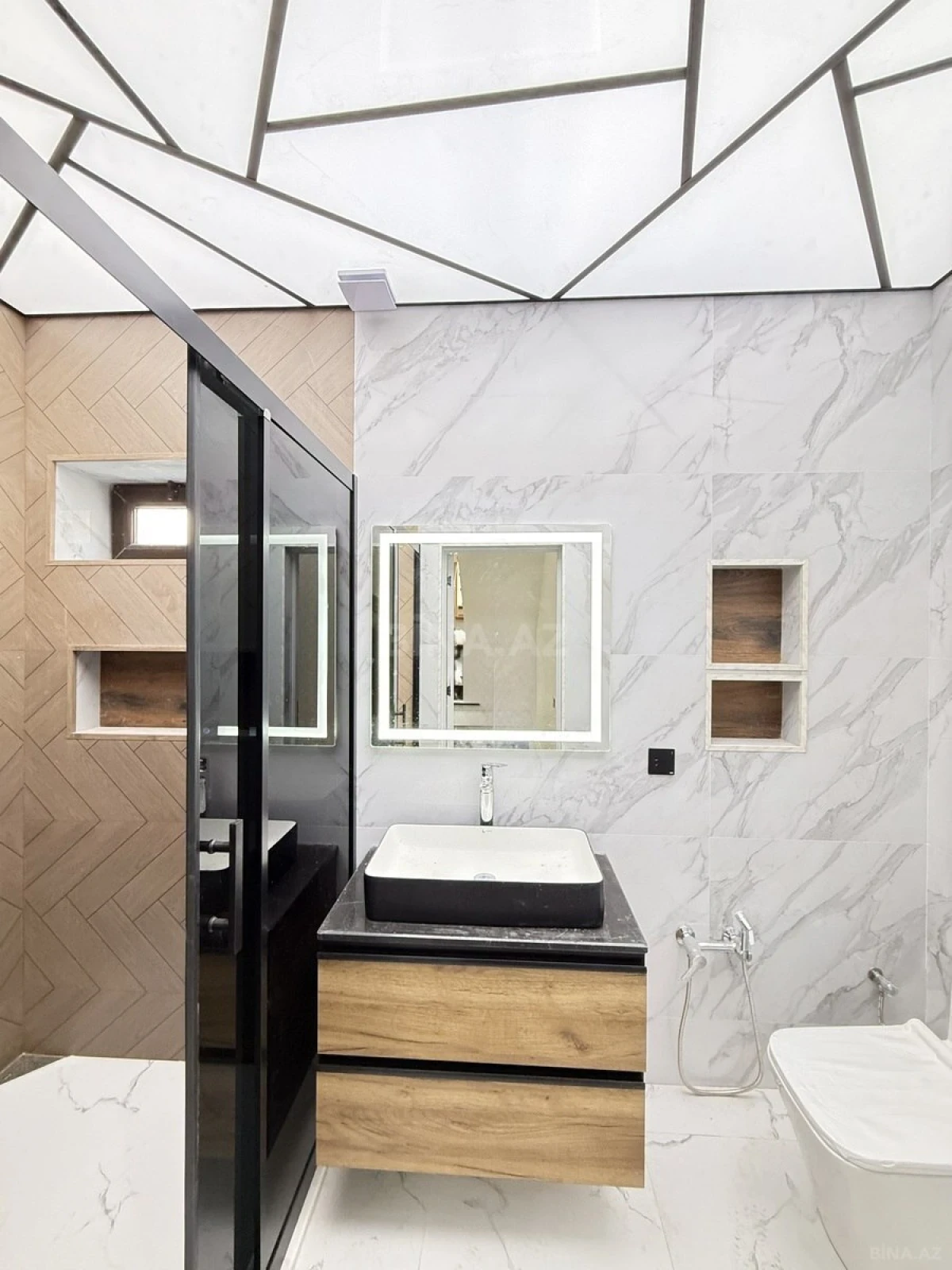 Satılır 4 otaqlı həyət evi 160 m²