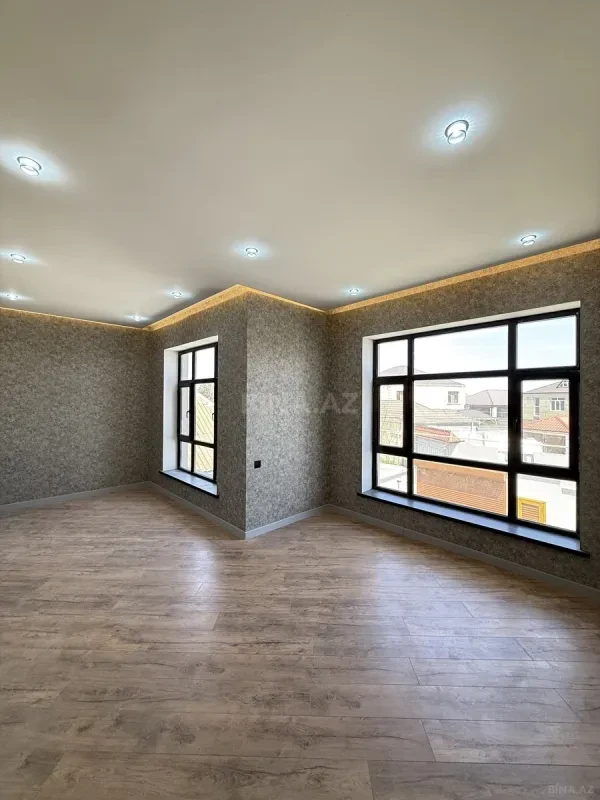 Satılır 4 otaqlı həyət evi 160 m²