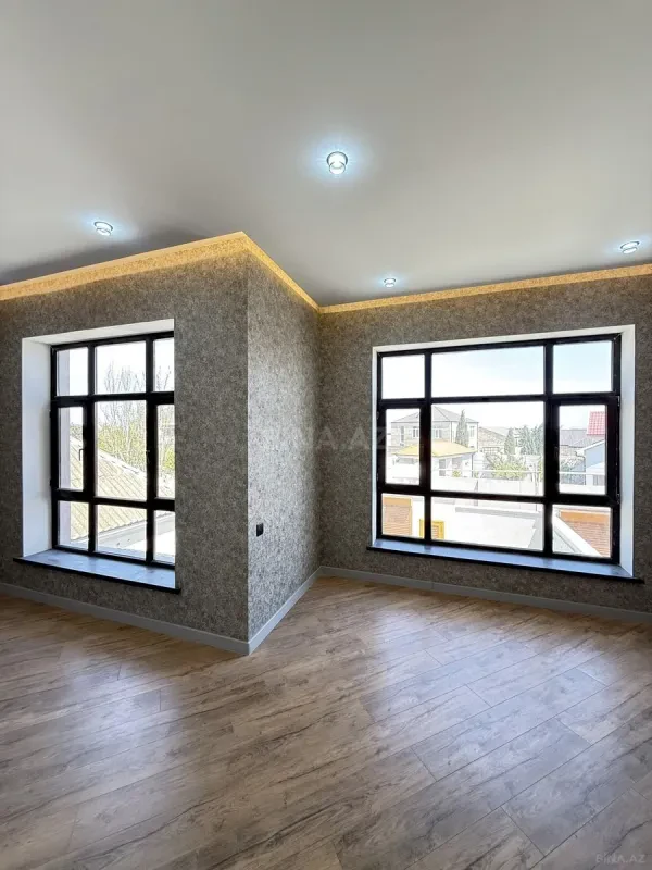 Satılır 4 otaqlı həyət evi 160 m²