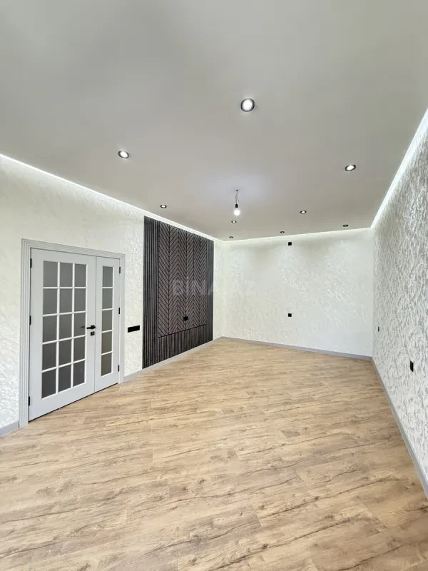 Satılır 4 otaqlı həyət evi 160 m²