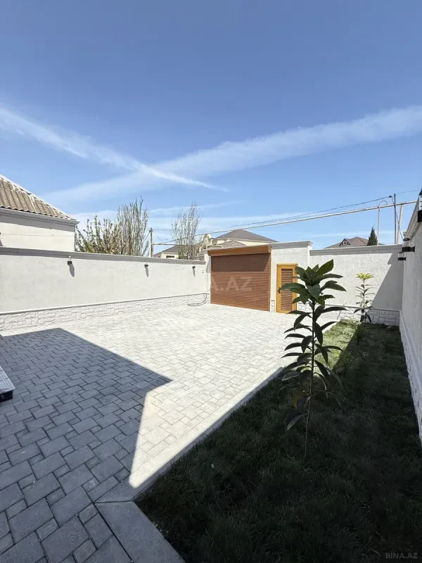 Satılır 4 otaqlı həyət evi 160 m²