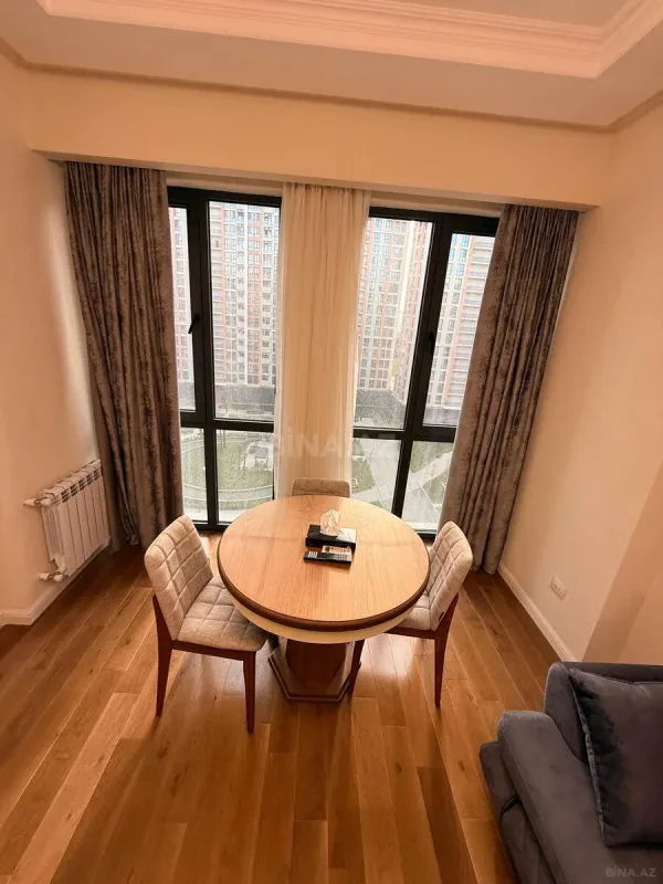 Kirayə verilir 2 otaqlı mənzil 55 m²