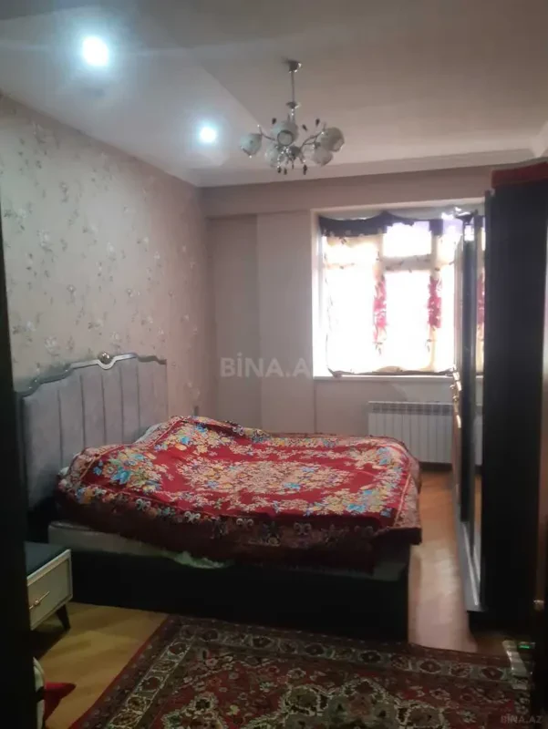 Kirayə verilir 2 otaqlı mənzil 85 m²