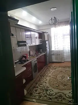 Kirayə verilir 2 otaqlı mənzil 85 m²