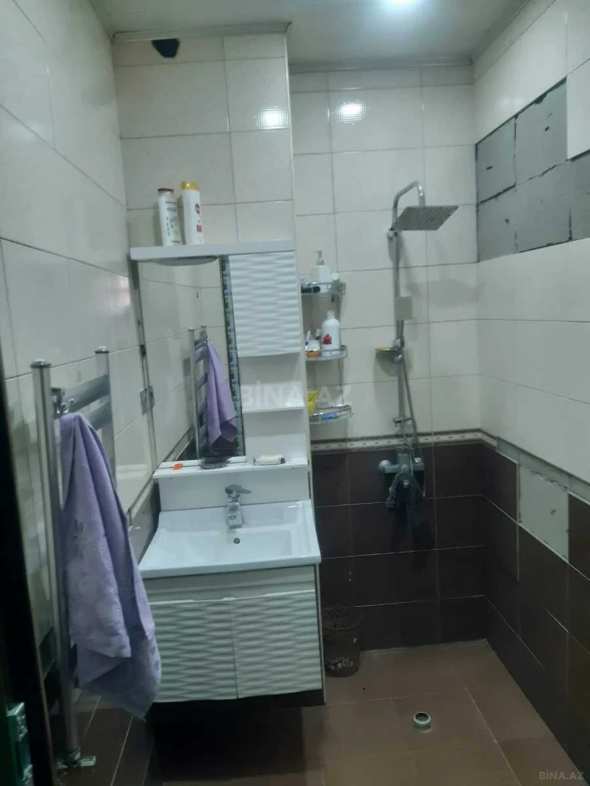 Kirayə verilir 2 otaqlı mənzil 85 m²