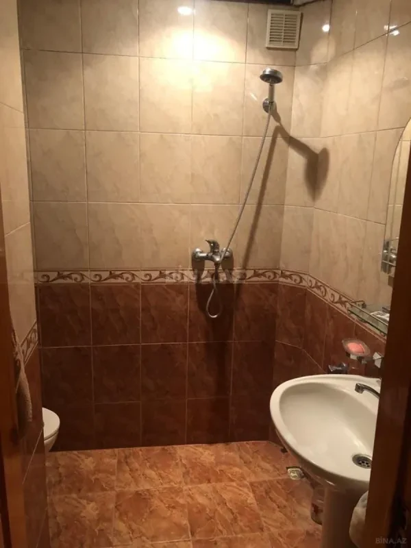 Satılır 2 otaqlı mənzil 47 m²