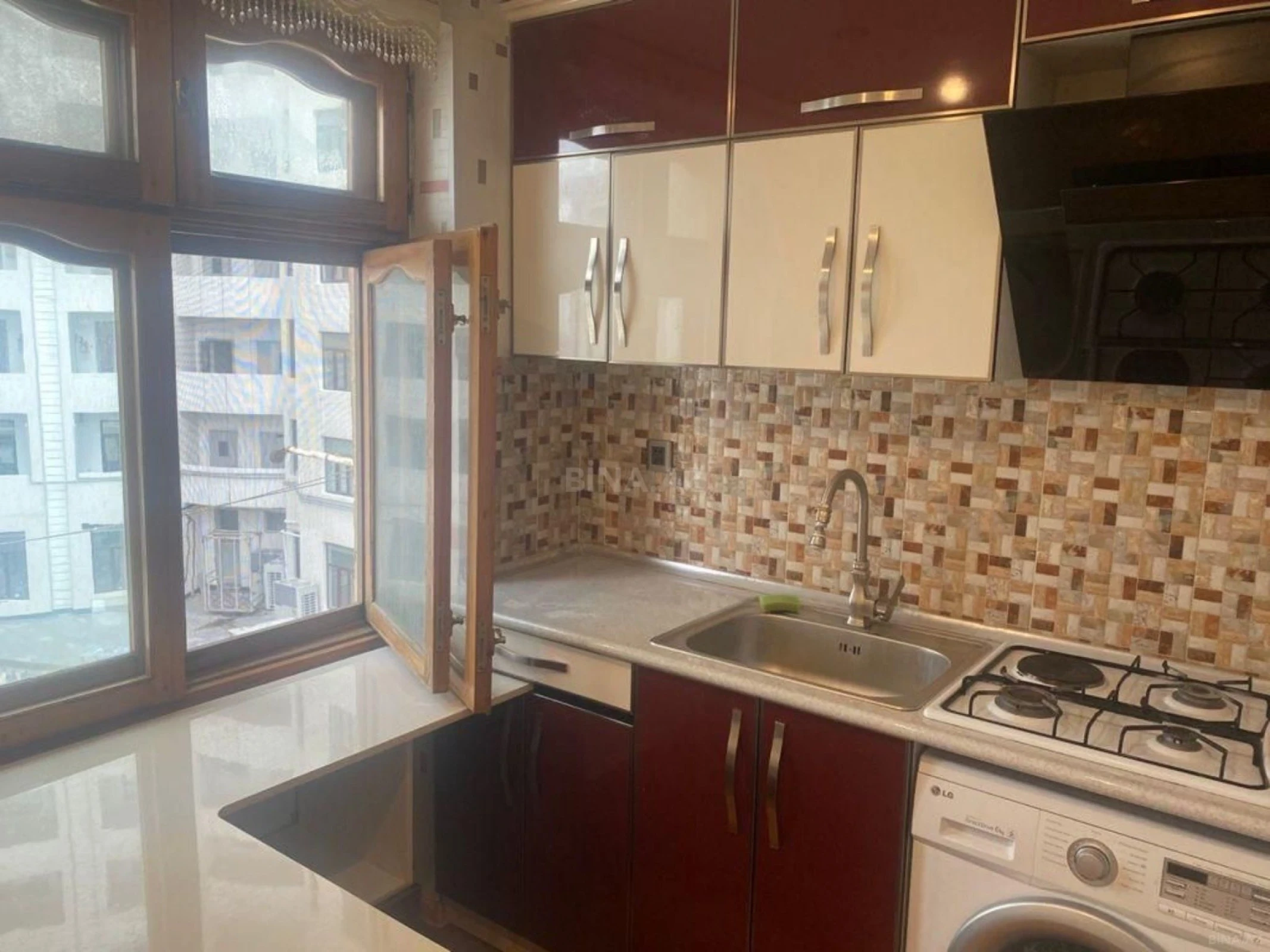 Satılır 2 otaqlı mənzil 47 m²