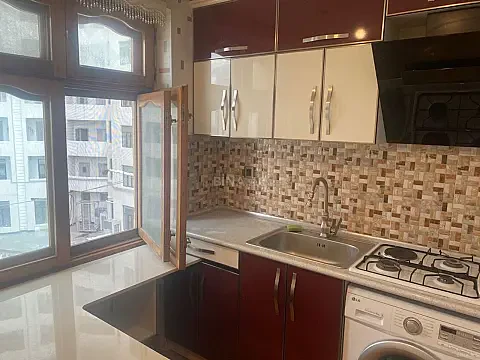 Satılır 2 otaqlı mənzil 47 m²