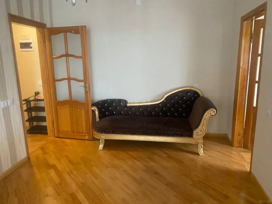 Satılır 2 otaqlı mənzil 47 m²
