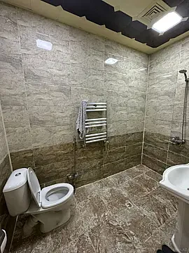 Satılır 2 otaqlı mənzil 56 m²