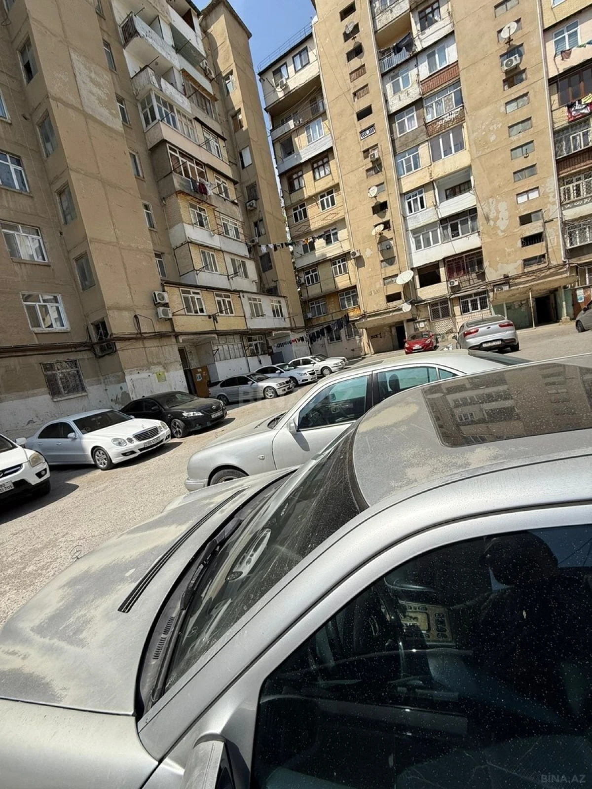 Satılır 2 otaqlı mənzil 65 m²