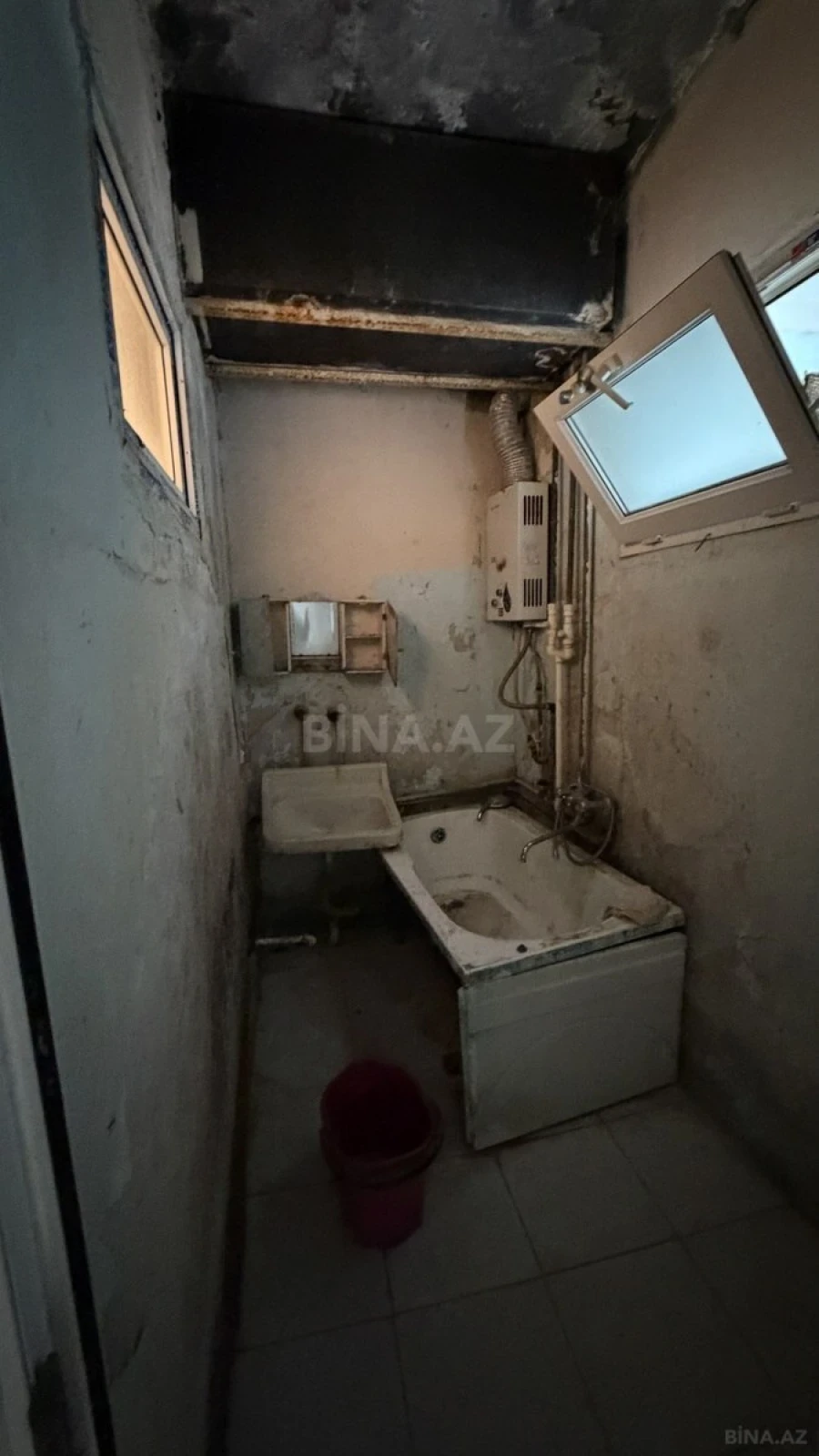 Satılır 2 otaqlı mənzil 65 m²