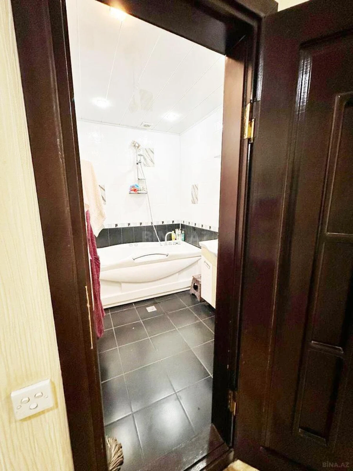 Satılır 3 otaqlı mənzil 100 m²