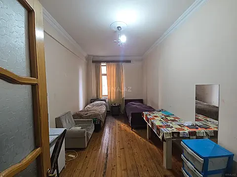 Satılır 3 otaqlı mənzil 97 m²