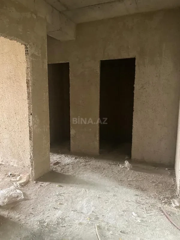 Satılır 3 otaqlı mənzil 122 m²