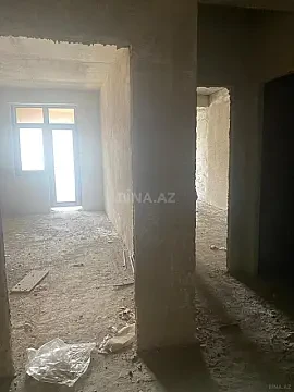 Satılır 3 otaqlı mənzil 122 m²
