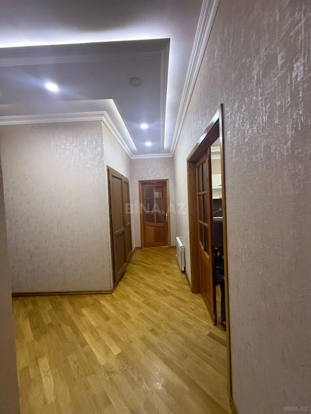 Kirayə verilir 3 otaqlı mənzil 110 m²