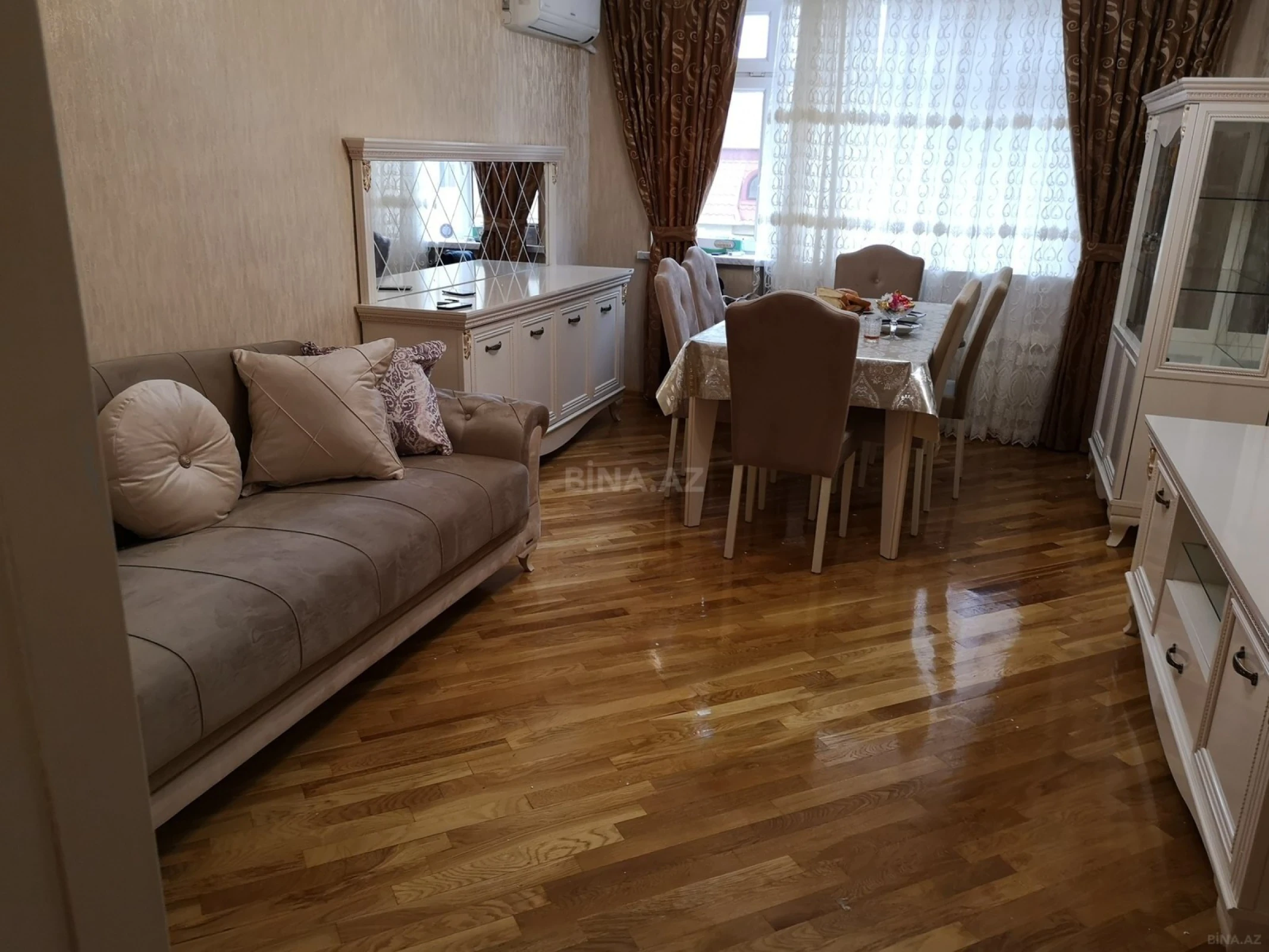 Satılır 3 otaqlı mənzil 75 m²