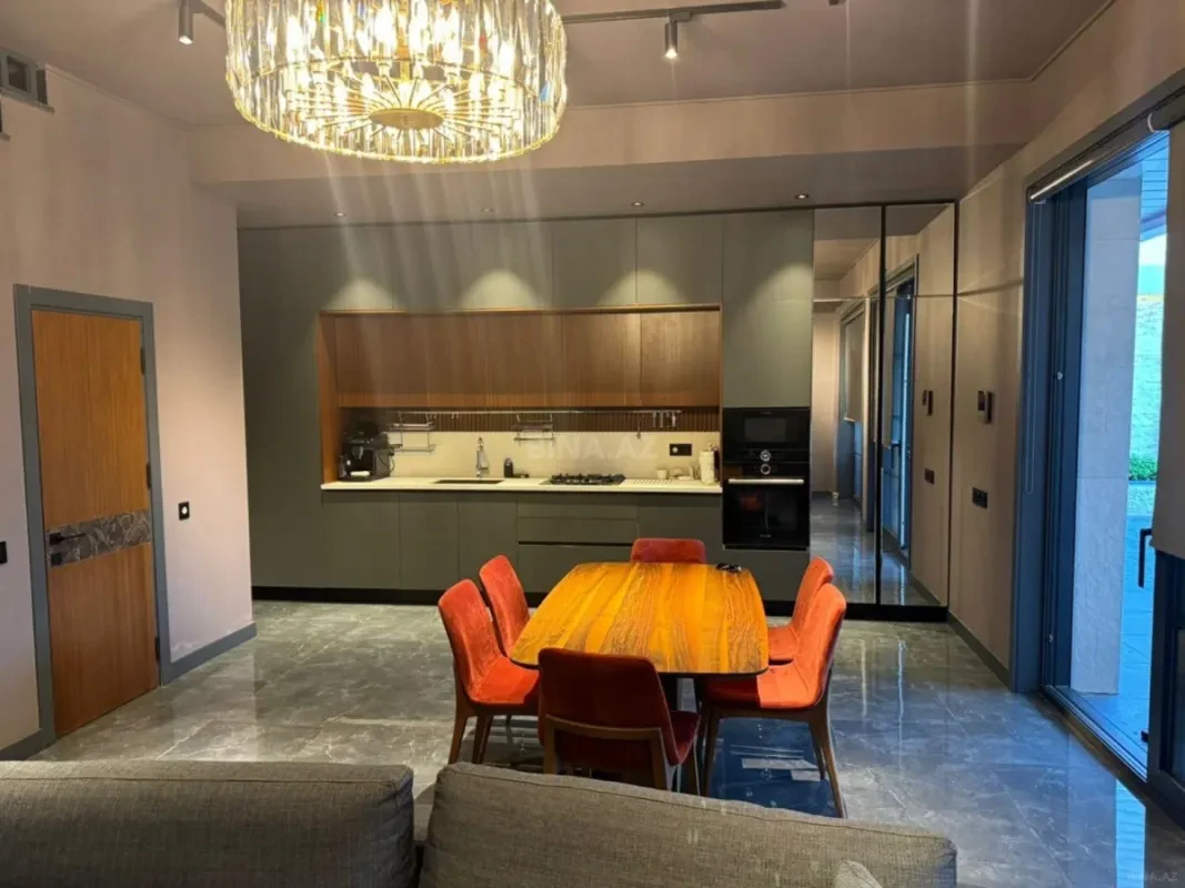 Kirayə verilir 4 otaqlı həyət evi 280 m²