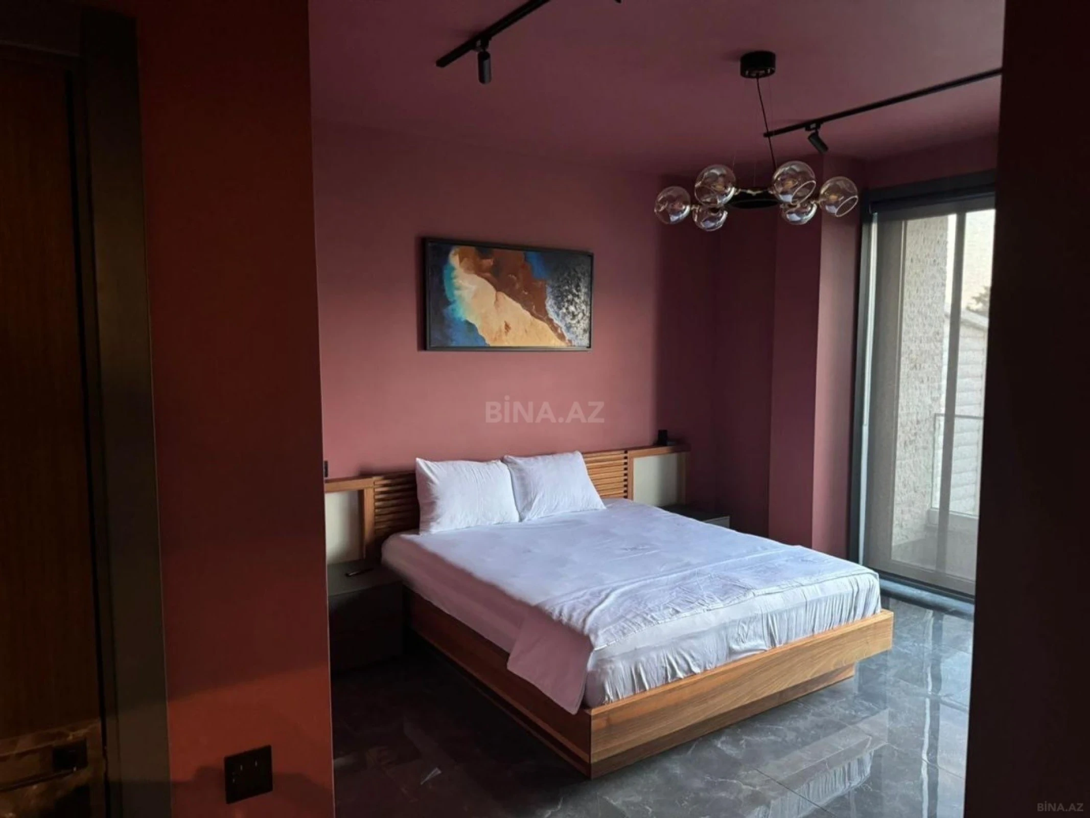 Kirayə verilir 4 otaqlı həyət evi 280 m²