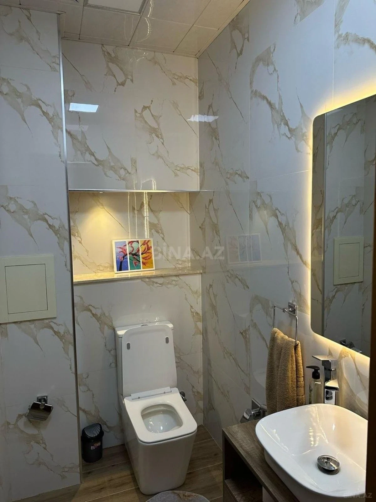 Kirayə verilir 3 otaqlı mənzil 130 m²