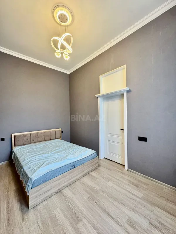 Satılır 2 otaqlı mənzil 42 m²