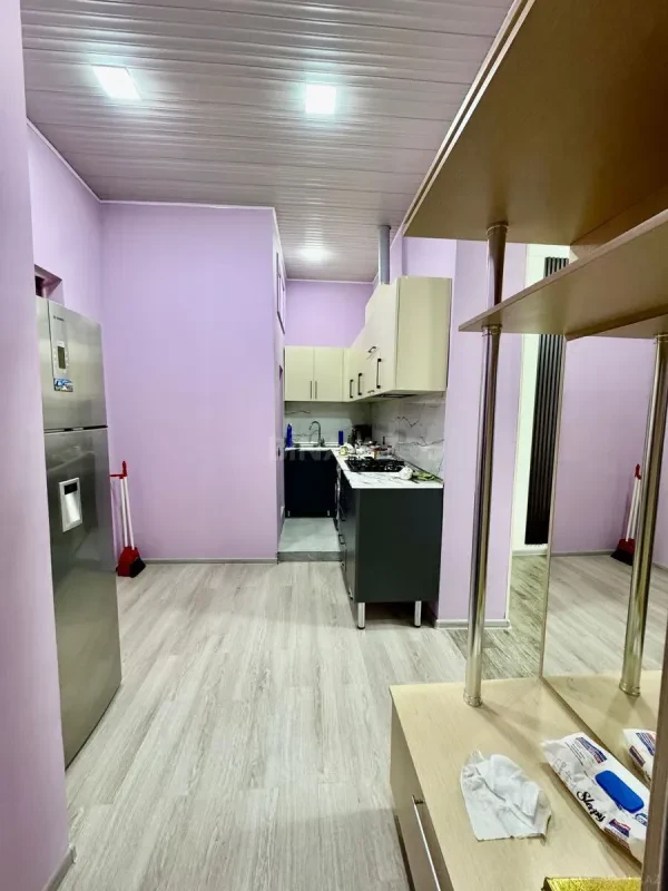 Satılır 2 otaqlı mənzil 42 m²