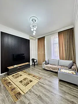 Satılır 2 otaqlı mənzil 42 m²