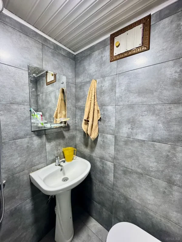 Satılır 2 otaqlı mənzil 42 m²