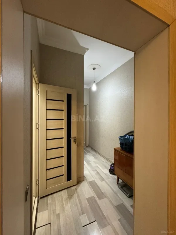 Satılır 3 otaqlı mənzil 104 m²