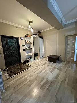 Satılır 3 otaqlı mənzil 104 m²