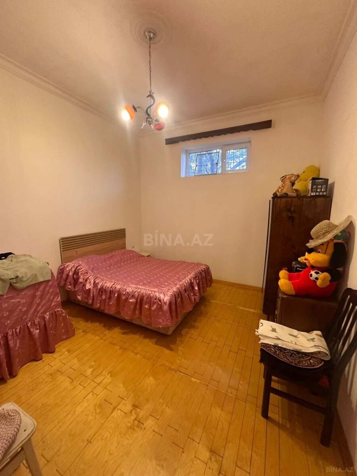 Satılır 5 otaqlı həyət evi 140 m²