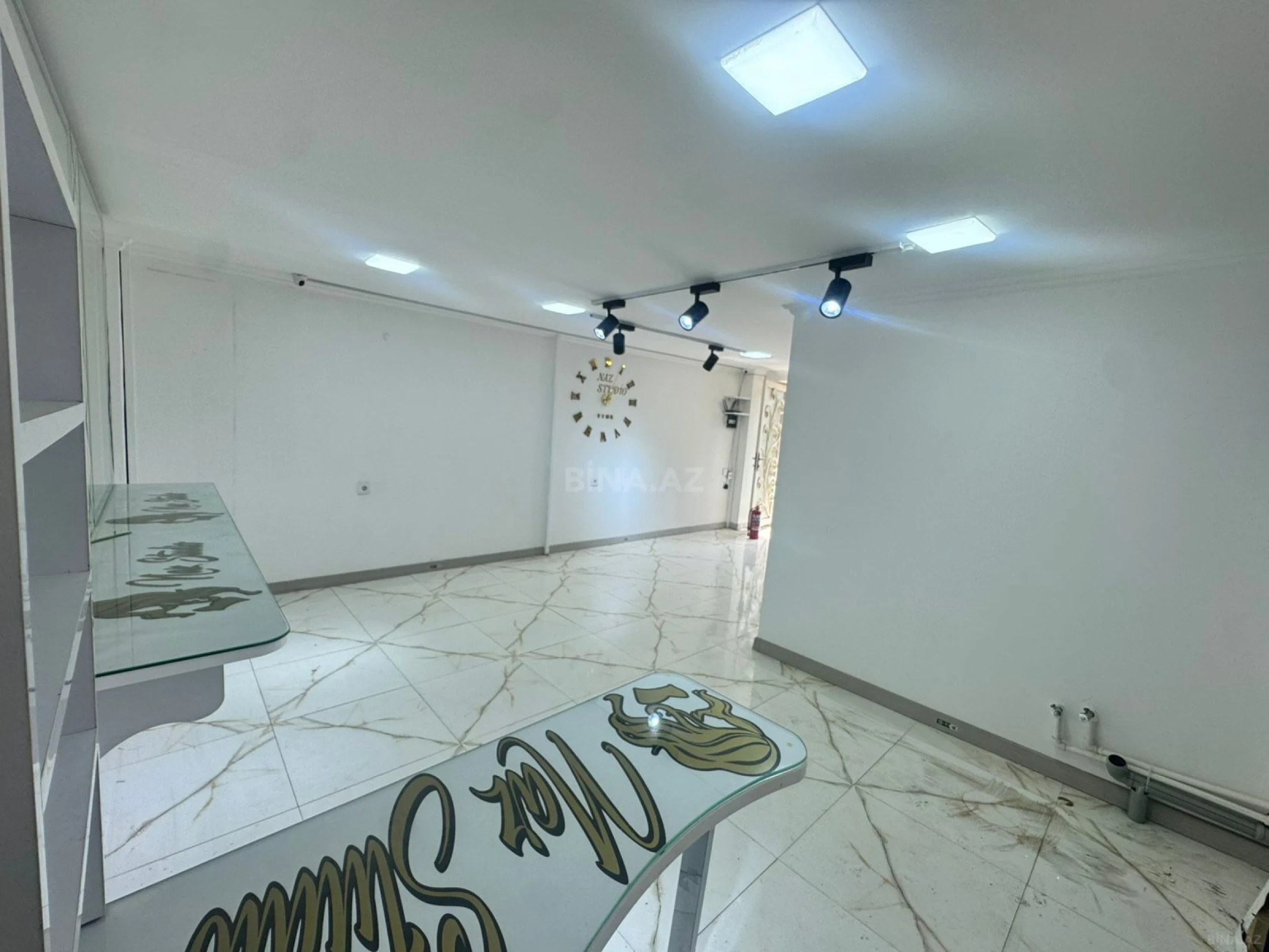 Satılır obyekt 65 m²