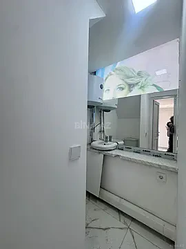 Satılır obyekt 65 m²