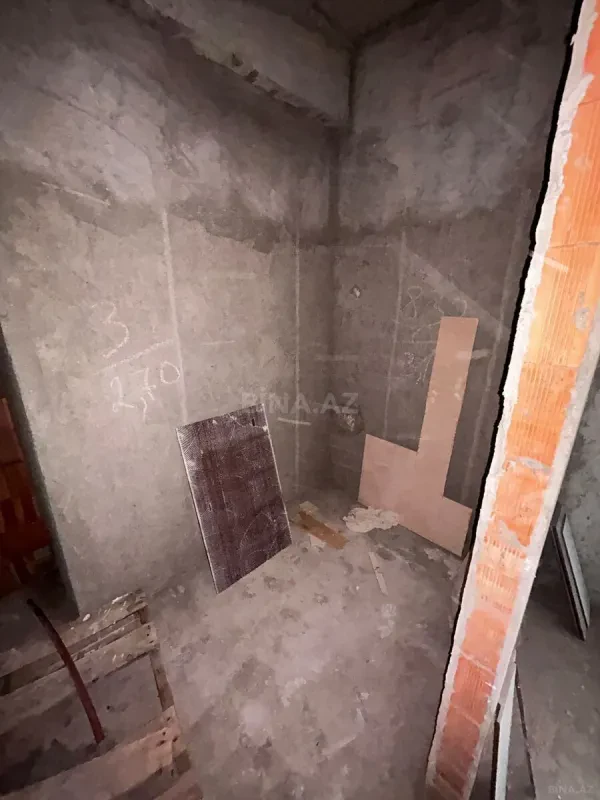 Satılır 1 otaqlı mənzil 57 m²