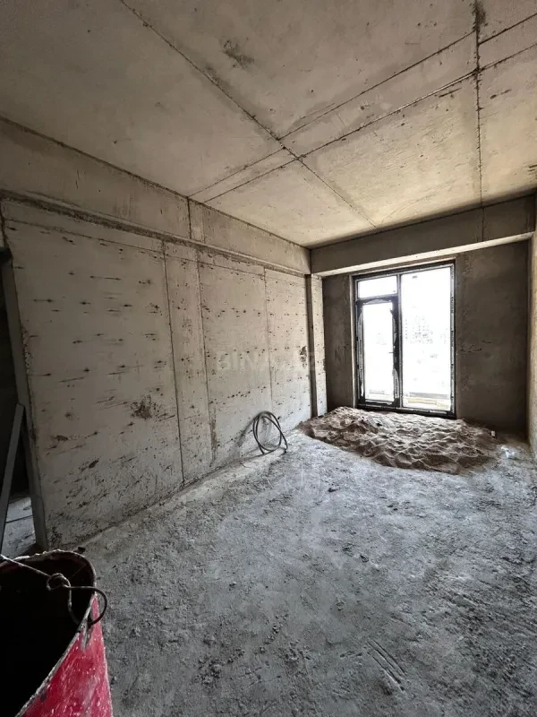 Satılır 1 otaqlı mənzil 57 m²