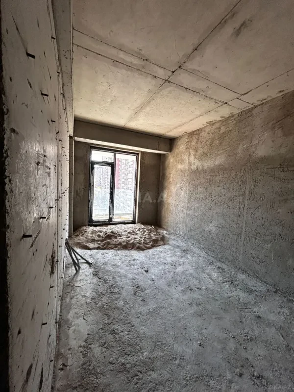 Satılır 1 otaqlı mənzil 57 m²