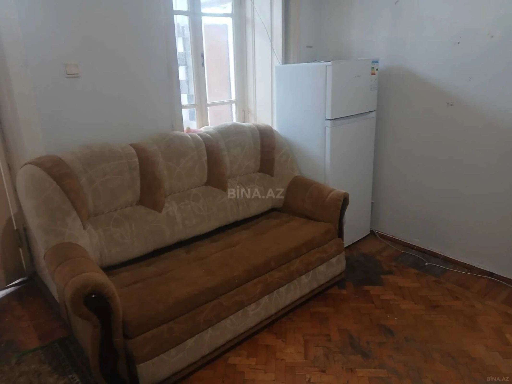 Kirayə verilir 2 otaqlı mənzil 180 m²
