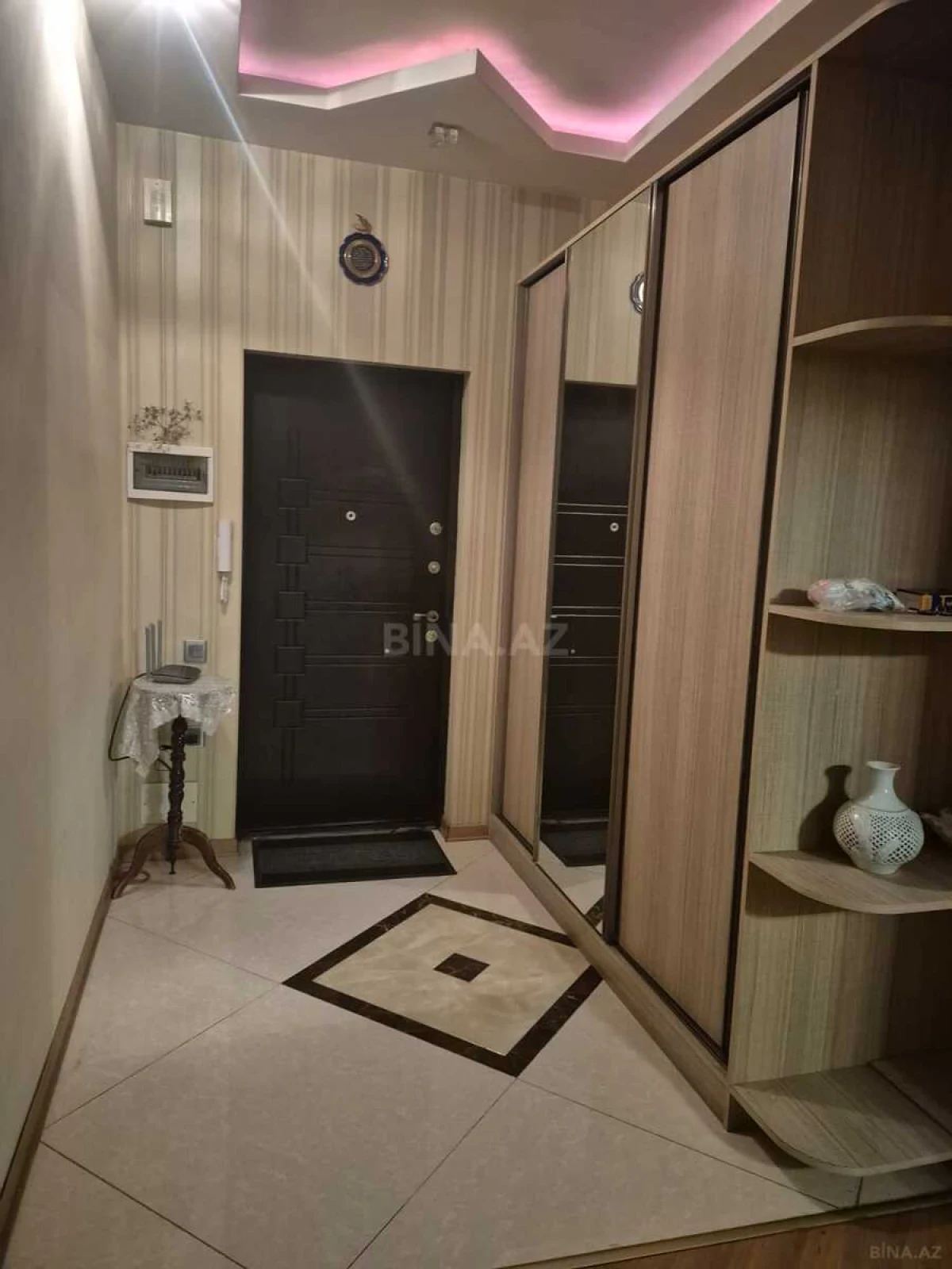 Kirayə verilir 3 otaqlı mənzil 110 m²