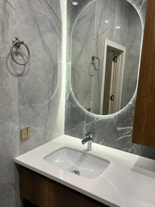 Kirayə verilir 3 otaqlı mənzil 94 m²