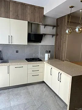 Kirayə verilir 3 otaqlı mənzil 94 m²
