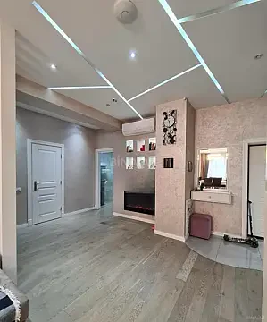 Satılır 3 otaqlı mənzil 120 m²