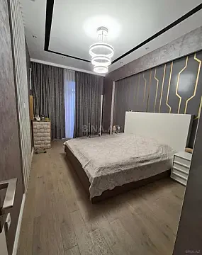 Satılır 3 otaqlı mənzil 120 m²