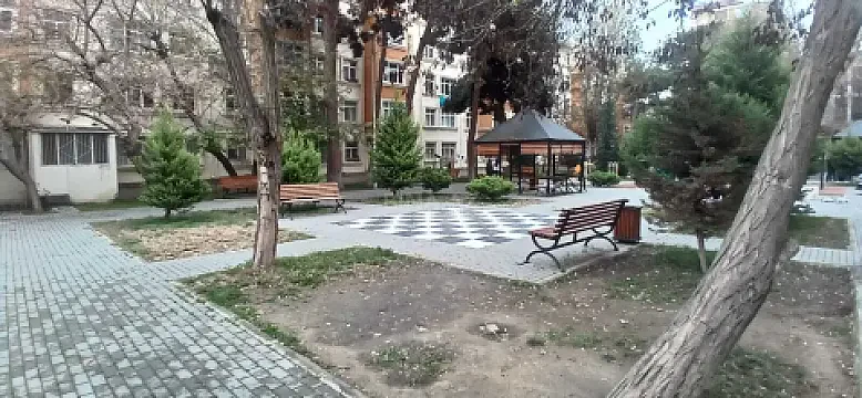 Satılır 2 otaqlı mənzil 38 m²