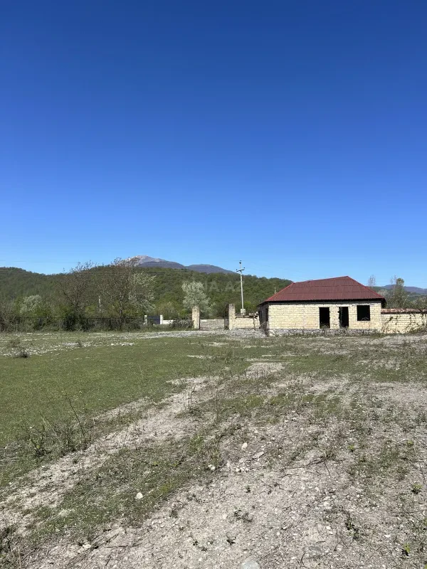 Satılır torpaq sahəsi 75 m²