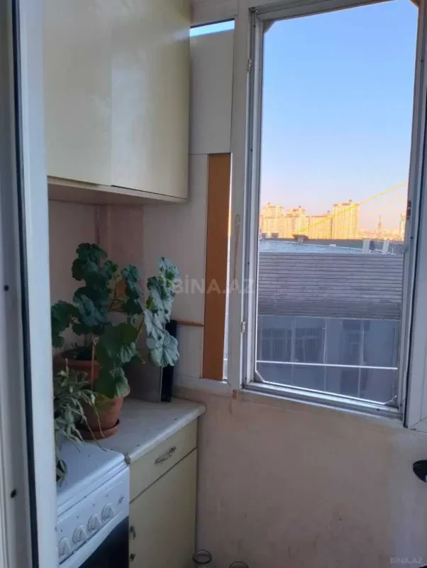 Satılır 3 otaqlı mənzil 75 m²
